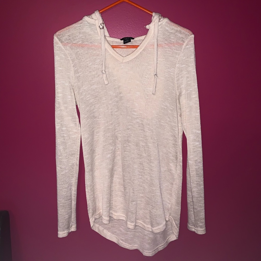 Lightweight Hooded Sweater
